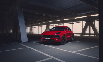 Porsche дополняет модельный ряд Macan новой спортивной моделью.