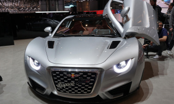 С 3 по 5 марта на Женевском автосалоне 2020 Hispano Suiza представит новый автомобиль под названием Carmen Boulogne. Основанный на электрическом Hyperlux Grand Carrer прошлого года, Boulogne отдает дань уважения конкурентному наследию бренда. Компани