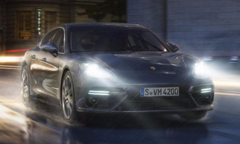 Ходили слухи, что ее также можно использовать для будущего grand touring coupe Porsche, своего рода преемника V8 928 с передним расположением двигателя. Неизвестно, будет ли реализовано это купе на базе MSB, учитывая новый фокус Porsche на электро-ка