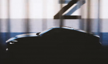 Nissan подтвердил, что автомобиль Z станет одной из 12 новых моделей в течение следующих 18 месяцев, включая новый Rogue, Frontier, Pathfinder, Infiniti QX60 и серийную версию Ariya. Это означает, что мы можем ожидать, что новый автомобиль Nissan Z б
