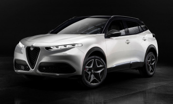 Электрическая версия Peugeot 2008 под названием e-2008 производит 136 л.с. и 192 Нм крутящего момента от одного электрического двигателя, приводящего в движение передние колеса. Мы также ожидаем, что Alfa Romeo существенно увеличит производство. Мы с