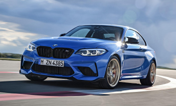 Общая мощность достигает 444 лошадиных сил и 550 Нм крутящего момента. Для сравнения, базовый M2 Competition имеет 405 л.с. и крутящий момент 550 Нм. Адаптивная подвеска M, элементы экстерьера, украшенные карбоном, составные тормоза M и 19-дюймовые к