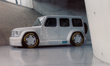 Ранее на этой неделе Mercedes-Benz объявил о сотрудничестве с Вирджилом Абло.