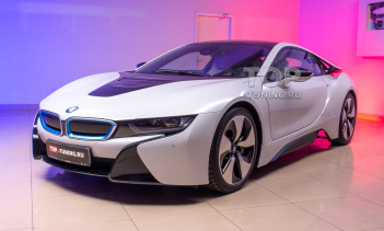 Оклейка прозрачной пленкой BMW (бронирование) - Детейлинг центр Топ Тюнинг Москва