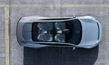 Цель состоит в том, чтобы предприятие было углеродно-нейтральным и стало одним из самых интеллектуальных и подключенных к автомобильным производствам в мире.