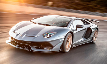 К счастью, все три Aventador все еще находятся в дилерских центрах, то есть еще не проданы. Все они были изготовлены с 10 июля по 31 августа этого года. Дилерам просто нужно будет осмотреть каждую машину, и их нельзя будет водить, пока не будут выпол