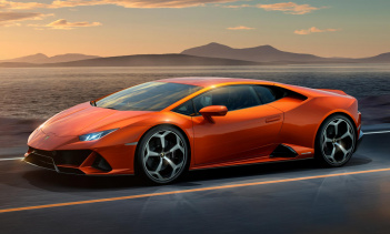 Слухи о потенциальной продаже Volkswagen Group Lamborghini появились еще в прошлом году. Затем, в начале прошлого месяца, обсуждалось возможное выделение Lamborghini. И вот генеральный директор VW Group Герберт Дисс официально прокомментировал этот в