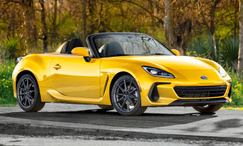 Subaru BRZ возможно один из лучших спортивных автомобилей последнего десятилетия, он заработал репутацию почти идеально сбалансированного и доставляющего удовольствие от вождения спорткара, несмотря на его робкую мощность. Поклонники этих автомобилей