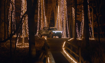 Для сравнения, Tesla Cybertruck начального уровня будет стоить менее 3 млн рублей.