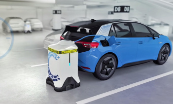 Улучшение инфраструктуры зарядки является важным шагом на пути к привлечению покупателей к покупке электромобилей, и у VW теперь есть еще один новый трюк, упрощающий зарядку. Volkswagen Group Components недавно анонсировал нового мобильного зарядного