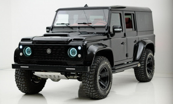 Однако, если вы не можете дождаться его прибытия, Ares Design создает новую партию уникальных внедорожников V8 на основе старого Defender. Названный Land Rover Defender Spec. 1.2, внедорожник ограниченной серии является преемником Defender Ultra V8 о