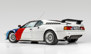 Личность нового владельца, который на аукционе носит имя «cmack10», остается неизвестной. Будем надеяться, что машина не исчезнет навсегда в частной коллекции. Уокер и Родас владели машиной недолго, но есть вероятность, что каждый из них испытал ее н