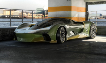 На другой стороне спектра у нас есть Lotus Evija, электрический гиперкар с максимальной скоростью более 320 км/ч. Это новая территория для Lotus, поскольку британский автопроизводитель никогда не разрабатывал электрический гиперкар. Будет построено т