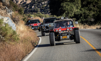 В прошлом месяце Джеймс Гликенхаус предложил Илону Маску участвовать в гонке Cybertruck на Baja 1000 после того, как Маск назвал водородные топливные элементы «невероятно глупыми».