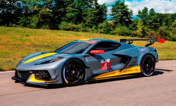 Хотя европейские покупатели могут приобрести C8 только с пакетом отделки 3LT и выбрать только определенные цвета, для остального рынка таких ограничений нет. Итак, без лишних слов, вот эти новые цвета: Hypersonic Grey Metallic, Caffeine Brown Metalli