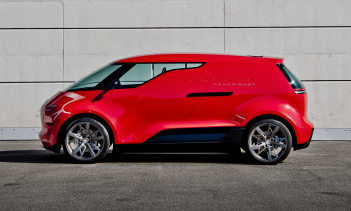 Autoblog подтвердил отнюдь не неожиданную новость от главы отдела глобальных продаж Porsche Детлева фон Платена. «Мы есть, были и будем производителем спортивных автомобилей. Поэтому мы не намерены выходить в сегмент, например, небольших городских ав