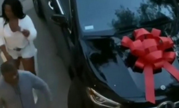 В то время как молодые фанаты автомобилей постоянно мечтают о каком-нибудь суперкаре, реальность такова, что большинство из нас начинают свою водительскую жизнь, покупая дешевую подержанную машину с большим пробегом при скромном бюджете - если только