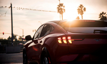 Представитель Ford подтвердил, что некоторые из этих устройств не работают должным образом, и инженеры «прилагают все усилия, чтобы решить эту проблему», эти устройства продавались по розничной цене 60 000 рублей. Никаких других конкретных подробност