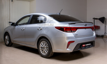 Тюнинг Киа Рио 4 - монтаж лип спойлера на крышку багажника