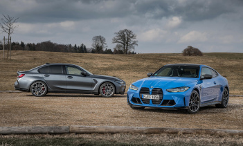 В системе полного привода с обратным смещением используется электронная многодисковая муфта для распределения крутящего момента между осями. BMW утверждает, что при нормальной езде крутящий момент направляется на задние колеса. Только при обнаружении