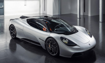 Это не означает, что GMA собирается выпустить полностью электрический гиперкар (хотя мы бы не возражали против этого). Вместо этого он станет ведущим поставщиком передовых систем для электромобилей других брендов, во многом так же, как Rimac делает э