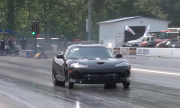 В то время как дрэг-рейсер сохранил оригинальный 8,0-литровый V12, была добавлена пара 88-мм турбокомпрессоров Garrett. Множество других модификаций увеличивают мощность до безумных 3200 лошадиных сил.