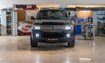 Тюнинг фар Линкольн Навигатор 3