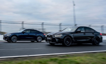 Мы напомним вам о технических характеристиках. BMW M3 Competition приводится в движение 3,0-литровым рядным шестицилиндровым двигателем с двойным турбонаддувом, выдающий 503 л.с. и 650 Нм крутящего момента. Мощность передается на задние колеса через 