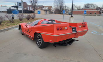 Те, кто абсолютно ничего не знает об автомобилях, могут простить смешение классического Porsche 911 и классического Volkswagen Beetle, но их современные интерпретации не могут быть далеки друг от друга. Когда эти автомобили только начинали выпускатьс