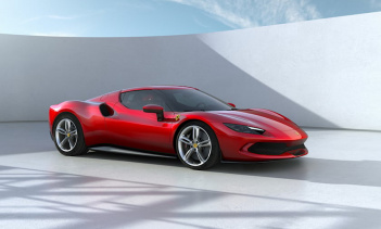 Новый автомобиль будет иметь право участвовать в знаменитой гонке 24 часа Ле-Мана с 2024 года, когда класс GT3 заменит класс GTE, и, согласно Ferrari, в ближайшие месяцы отправится на трассу для тестирования и разработки, прежде чем дебютировать в го