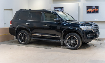 106736 Установка расширителей арок XL для Toyota Land Cruiser 200