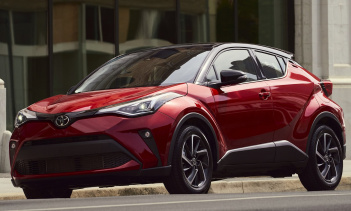 Полностью электрическая Toyota C-HR находится в разработке