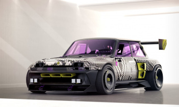 Босс Renault Лука де Мео говорит, что хочет построить дорожную версию потрясающего электрического концепт-кара компании 5 Turbo 3E, но сейчас финансирование проекта является более сложной задачей, чем поиск технического решения для него.