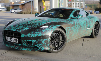 Новый Aston Martin DB11 с фейслифтингом находится в разработке