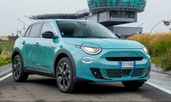 Новый Fiat 600 Hybrid в следующем году получит электро буст