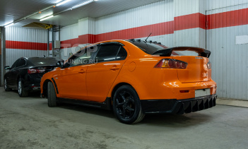 Установка обвеса на Mitsubishi Lancer X