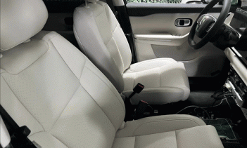 Через несколько дней после того, как Leapmotor представила свой C10, появились новые подробности о следующем автомобиле компании, поддерживаемой Stellantis. C16 поступит в продажу позднее в этом году и будет доступен в шести- и семиместной версиях