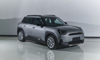 Это будет второй автомобиль, произведенный Spotlight Automotive, совместным предприятием BMW и Great Wall Motor (GWM), вслед за полностью электрическим Mini Cooper.