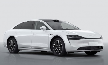 Впервые мы рассказали вам новости о новом бренде, который по-китайски называется Huazhang, в прошлом году. S9, который по-китайски называется Xiangjie S9, ранее был известен под внутренним кодовым названием X4. Это большой полностью электрический сед