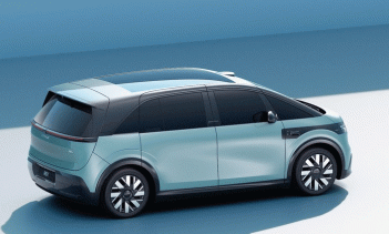 22 марта Zeekr опубликовал официальные изображения своего будущего минивэна под названием MIX