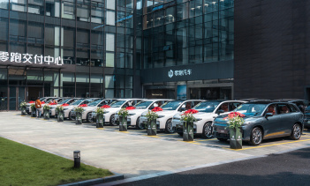 Он позиционируется как доступный бренд электромобилей. Мы пришли к выводу, что первой моделью Leapmotor, которая будет запущена в Малайзию, станет электрический хэтчбек T03.