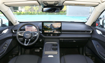 Недавно был представлен интерьер обновлённого Haval H6 2024 года выпуска.