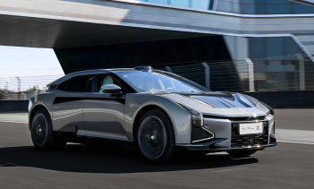 8 августа 2024 года Народный суд зоны экономического и технологического развития Яньчэн принял заявление о предварительной реорганизации. В решении суда говорилось о неспособности Human Horizons покрыть свои долги, превышающие её активы по состоянию 