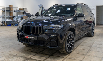 108543 Тюнинг порогов и детейлинг кузова и салона BMW X7 G07