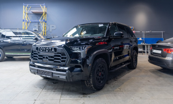 Тюнинг-дооснащение решетки радиатора Тойота Секвойя 3 поколения на заказ в Москве