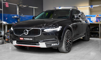 108756 Установка музыкальных подголовников в салон Volvo V90 под ключ в Топ Тюнинг Москва
