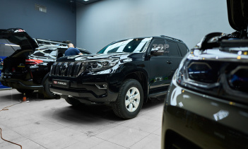 108787 Зона риска в полиуретановую пленку для всех Тойота под ключ в Топ Тюнинг Москва