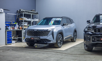 108912 Оклейка и тонирование пленкой Geely Atlas 2 под ключ в Топ Тюнинг Москва