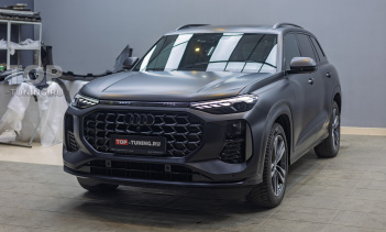 Установка электронных доводчиков в двери нового Ауди Q6 в Топ Тюнинг Москва