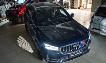 109011 Эффектная подсветка Angel Wings в боковые зеркала Geely Monjaro I